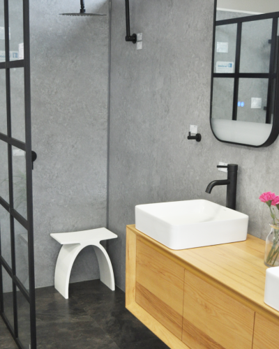 Arena Shower Stool Wishbone Matte White